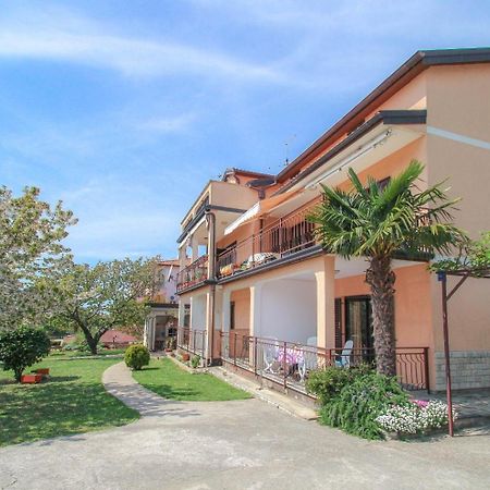 Apartments Maria Novigrad  Luaran gambar