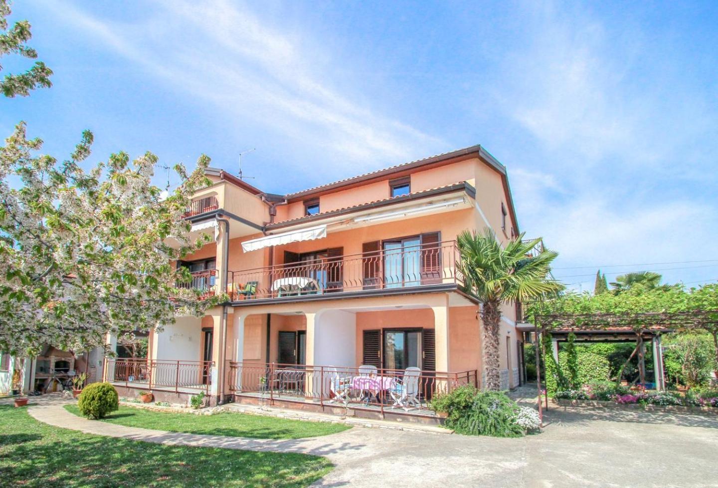 Apartments Maria Novigrad  Luaran gambar